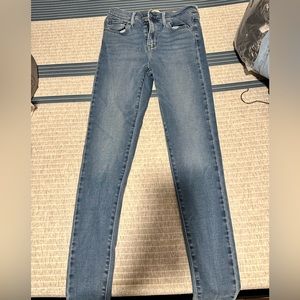 Levi’s 720 High Rise Super Skinny Women’s Jeans